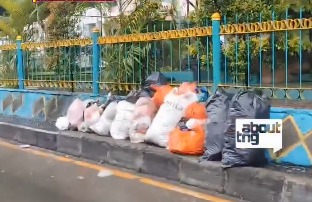Sampah Menggunung di Ciputat Mulai Diangkut, DLH Tangsel Kerahkan Alat Berat